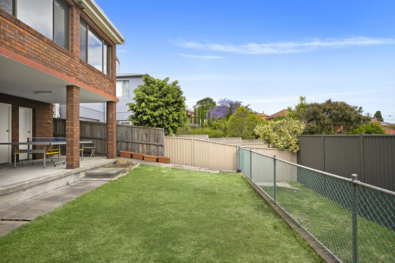 Photo - 19 Stone Street, Earlwood NSW 2206 - Image 4