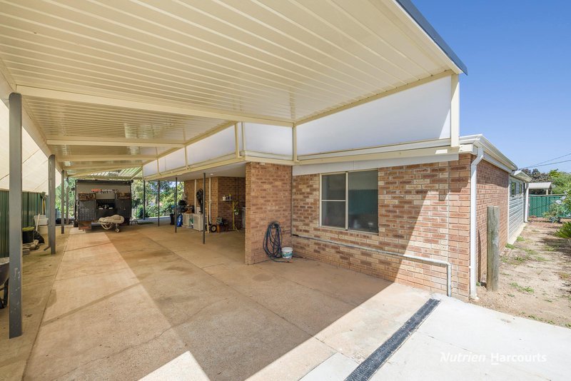 Photo - 19 Strathalbyn Way, Gingin WA 6503 - Image 16