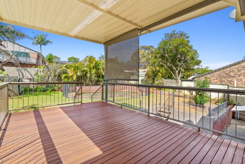 Photo - 19 Stretton Drive, Helensvale QLD 4212 - Image 3