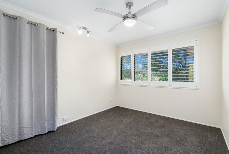 Photo - 19 Stretton Drive, Helensvale QLD 4212 - Image 8