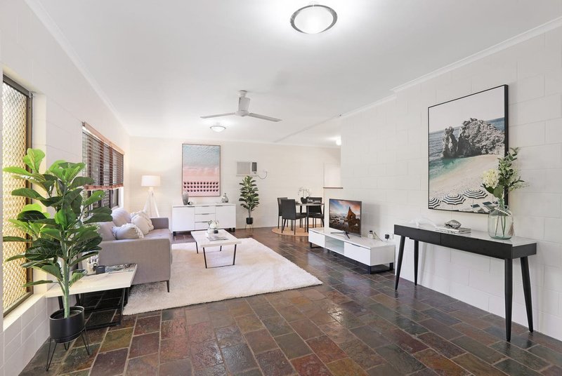Photo - 19 Strombus Avenue, Trinity Beach QLD 4879 - Image 2