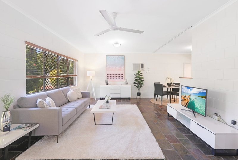 Photo - 19 Strombus Avenue, Trinity Beach QLD 4879 - Image 3