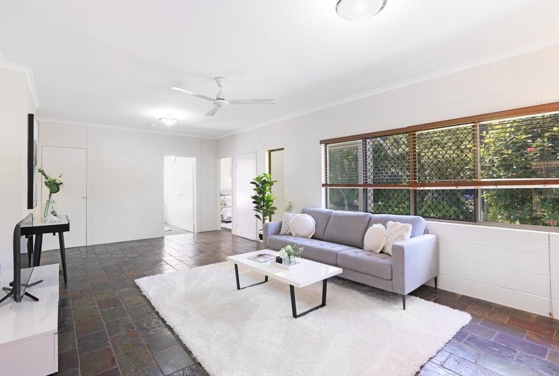 Photo - 19 Strombus Avenue, Trinity Beach QLD 4879 - Image 4