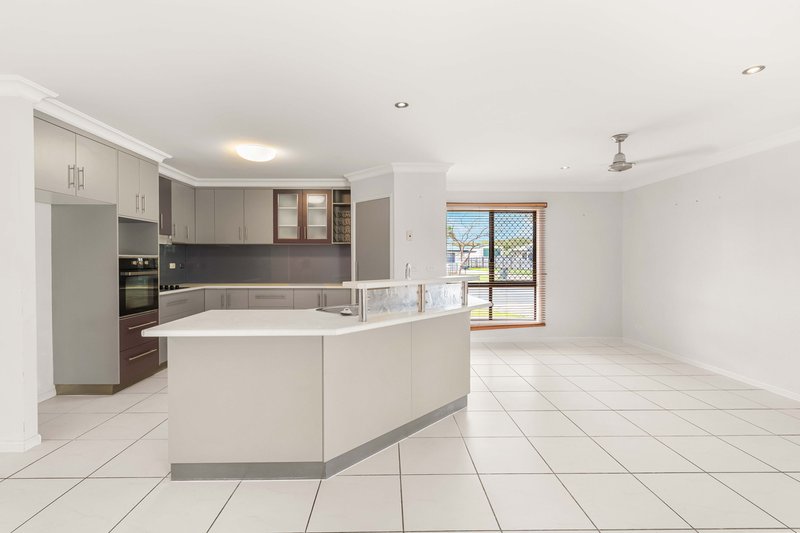 Photo - 19 Stuart Hindle Drive, Mount Pleasant QLD 4740 - Image 6