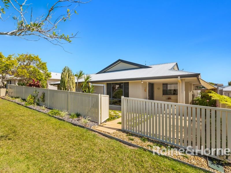 Photo - 1/9 Suffolk Parade, Pottsville NSW 2489 - Image 2