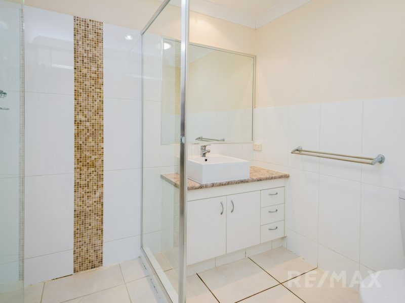 Photo - 1/9 Summerlea Crescent, Ormeau QLD 4208 - Image 9