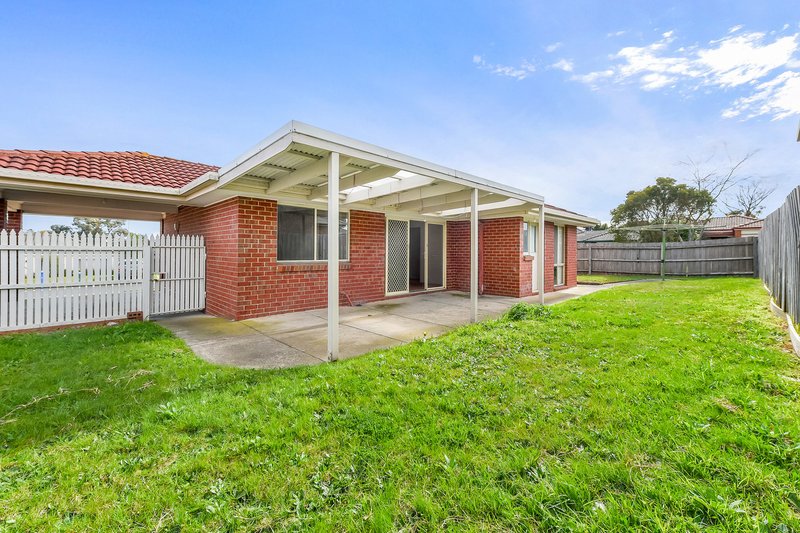 Photo - 19 Summit Court, Hampton Park VIC 3976 - Image 11