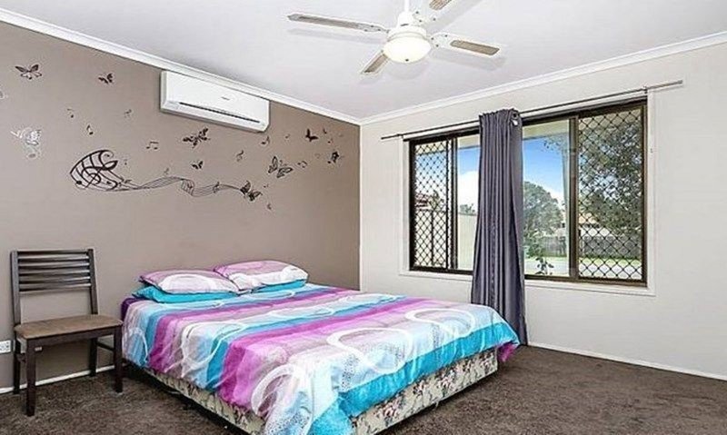 Photo - 19 Sunderland Drive, Bray Park QLD 4500 - Image 4