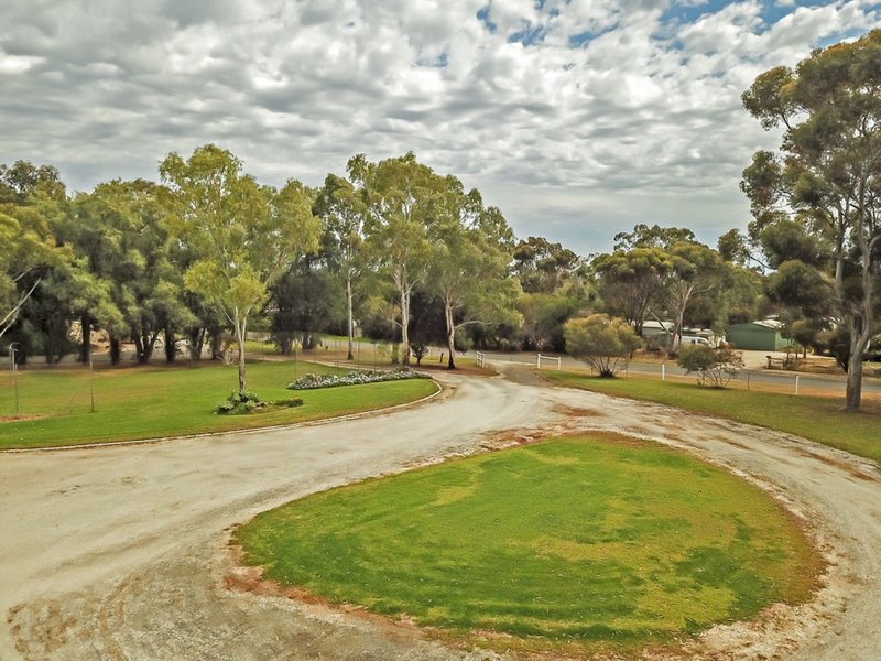 Photo - 19 Sunnydale Ave , Gawler East SA 5118 - Image 15