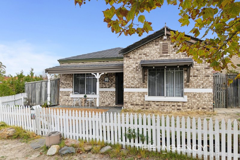 Photo - 19 Sunray Circle, Ellenbrook WA 6069 - Image 1