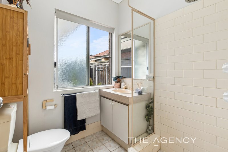 Photo - 19 Sunray Circle, Ellenbrook WA 6069 - Image 18