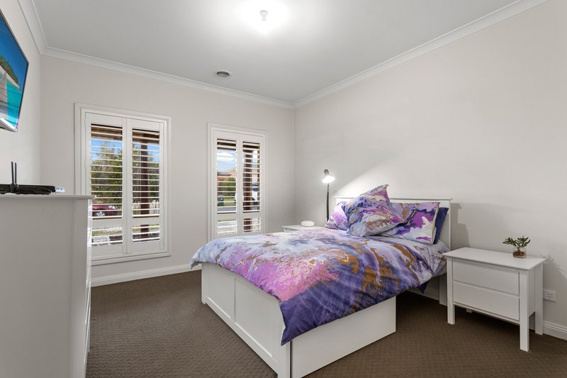 Photo - 19 Sunridge Drive, Mernda VIC 3754 - Image 8