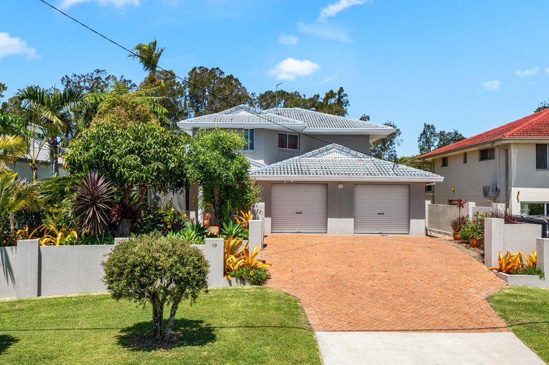 Photo - 19 Sunset Boulevard, Tweed Heads West NSW 2485 - Image 5