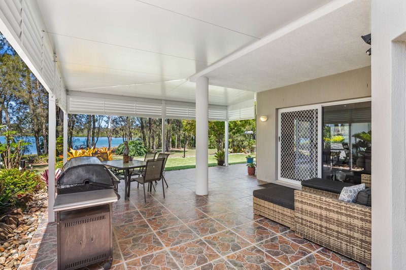 Photo - 19 Sunset Boulevard, Tweed Heads West NSW 2485 - Image 8