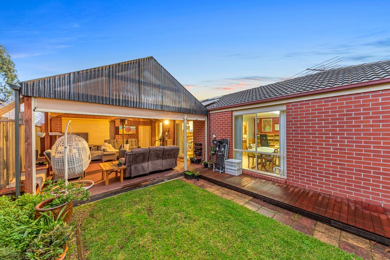 Photo - 19 Superior Waters, Pakenham VIC 3810 - Image 13