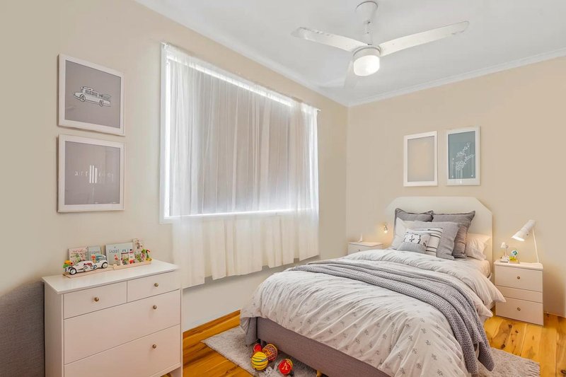 Photo - 19 Surman Street, Loganlea QLD 4131 - Image 8