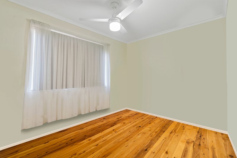 Photo - 19 Surman Street, Loganlea QLD 4131 - Image 7