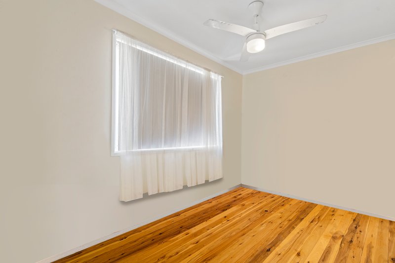 Photo - 19 Surman Street, Loganlea QLD 4131 - Image 9