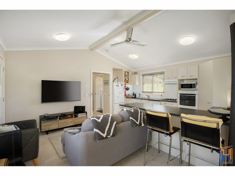 Photo - 19 Sutherland Avenue, Armidale NSW 2350 - Image 13