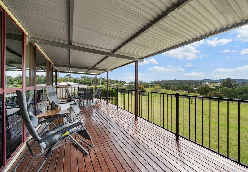 Photo - 19 Sutherland Drive, Taromeo QLD 4314 - Image 3