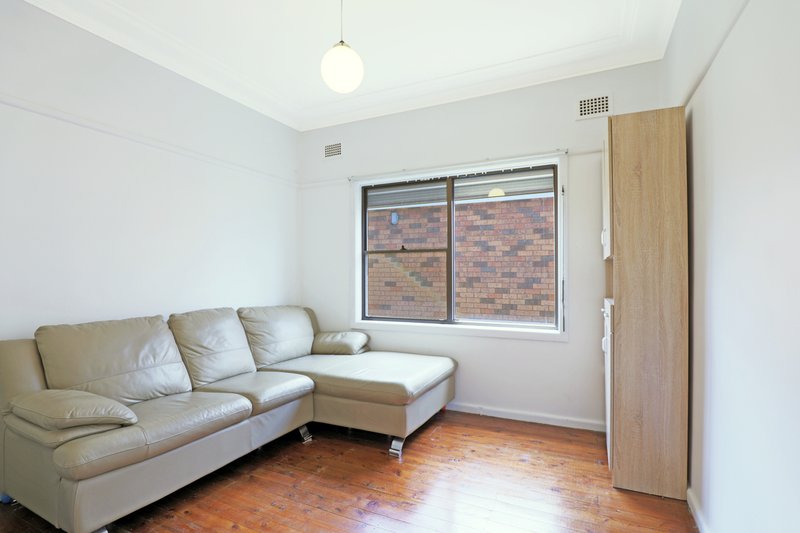 Photo - 19 Sutherland Street, Yagoona NSW 2199 - Image 3