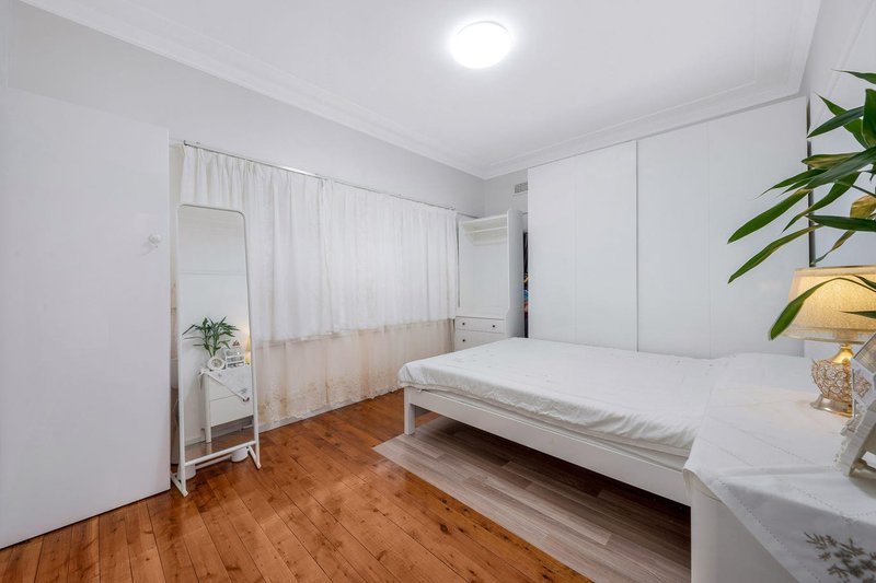 Photo - 19 Sutherland Street, Yagoona NSW 2199 - Image 6