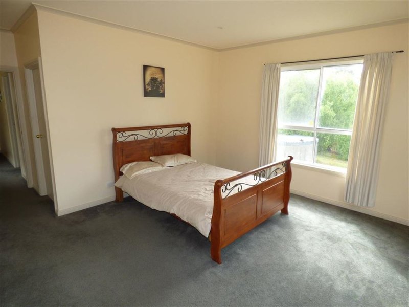 Photo - 19 Swanston Street, Harrow VIC 3317 - Image 9