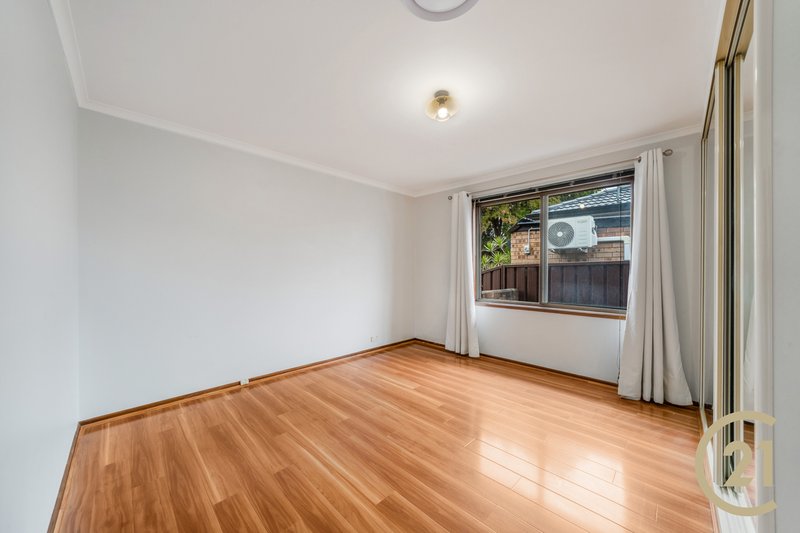 Photo - 19 Swinborne Crescent, Wetherill Park NSW 2164 - Image 8