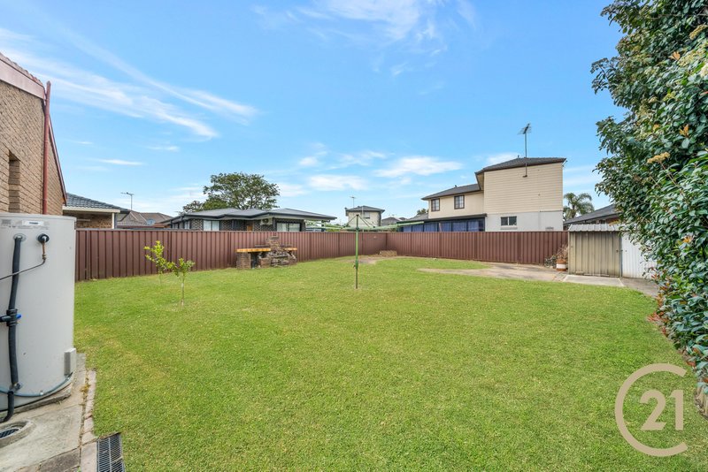 Photo - 19 Swinborne Crescent, Wetherill Park NSW 2164 - Image 14