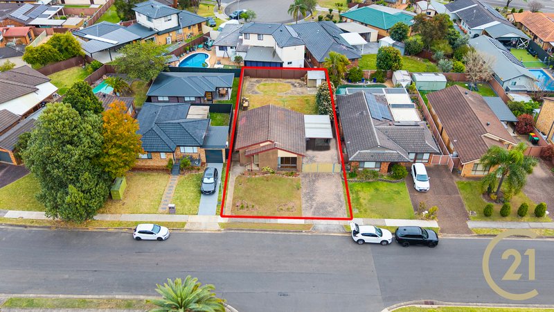 Photo - 19 Swinborne Crescent, Wetherill Park NSW 2164 - Image 15
