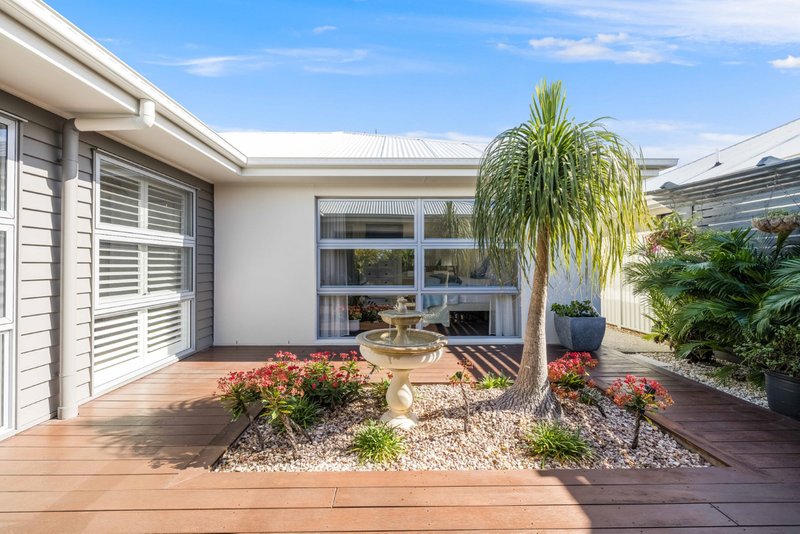 Photo - 19 Sydney Avenue, Pelican Waters QLD 4551 - Image 9