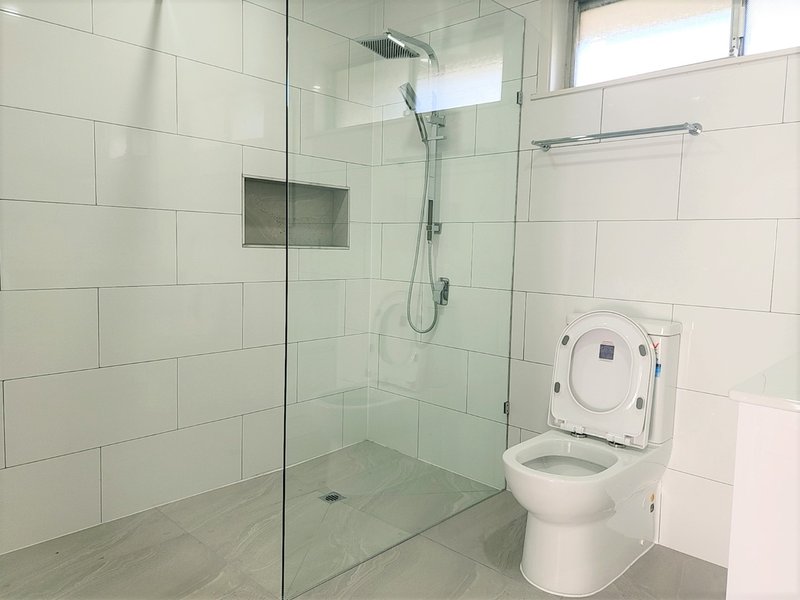 Photo - 19 Talintyre Road, Sunshine West VIC 3020 - Image 5