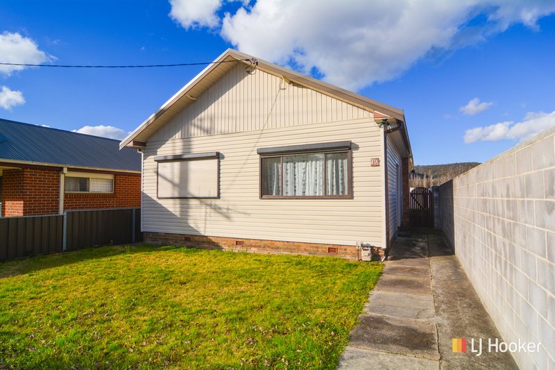 19 Tank Street, Lithgow NSW 2790