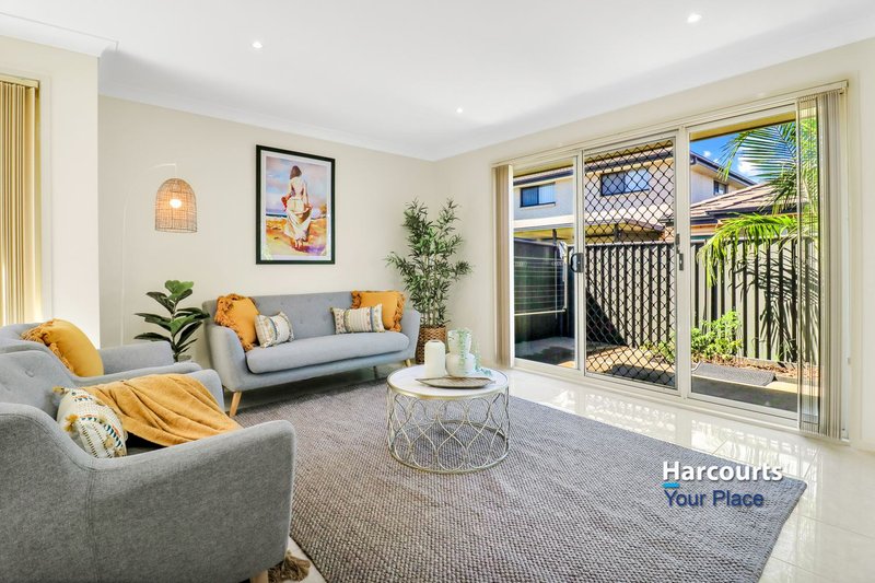 Photo - 19 Taradale Drive, Ropes Crossing NSW 2760 - Image 6