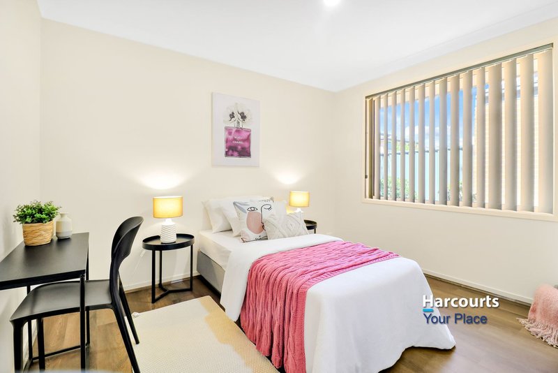 Photo - 19 Taradale Drive, Ropes Crossing NSW 2760 - Image 13