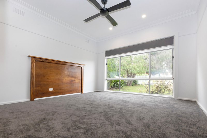 Photo - 19 Tarana Avenue, Glenroy VIC 3046 - Image 5