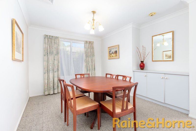 Photo - 19 Tarlow Avenue, Dubbo NSW 2830 - Image 6