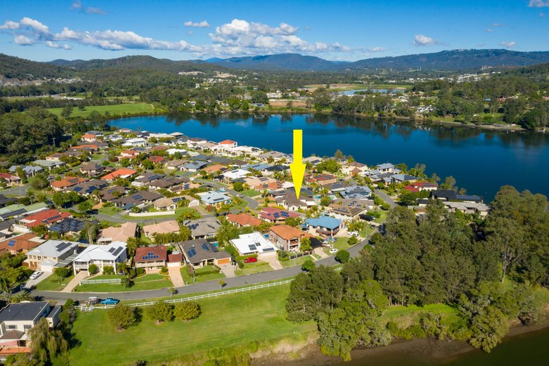 19 Taroona Circuit, Oxenford QLD 4210