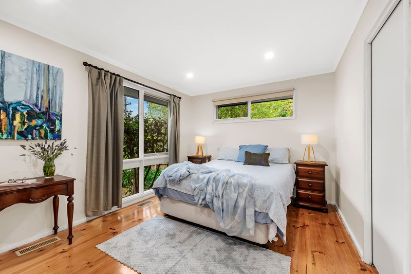 Photo - 19 Taylors Road, Croydon VIC 3136 - Image 2