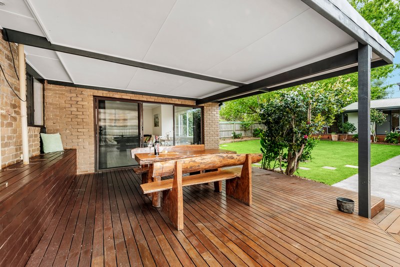 Photo - 19 Taylors Road, Croydon VIC 3136 - Image 9