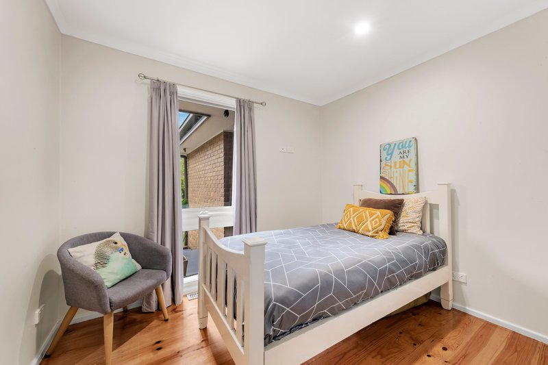 Photo - 19 Taylors Road, Croydon VIC 3136 - Image 12