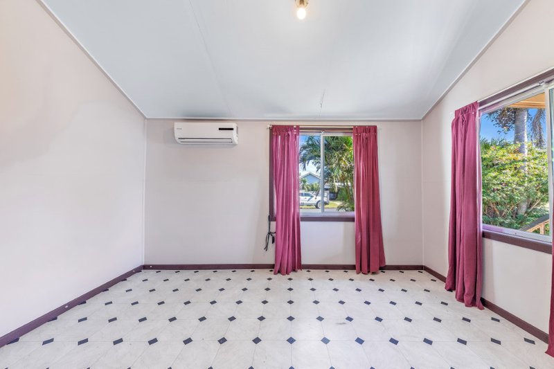 Photo - 19 Telia Street, Proserpine QLD 4800 - Image 4