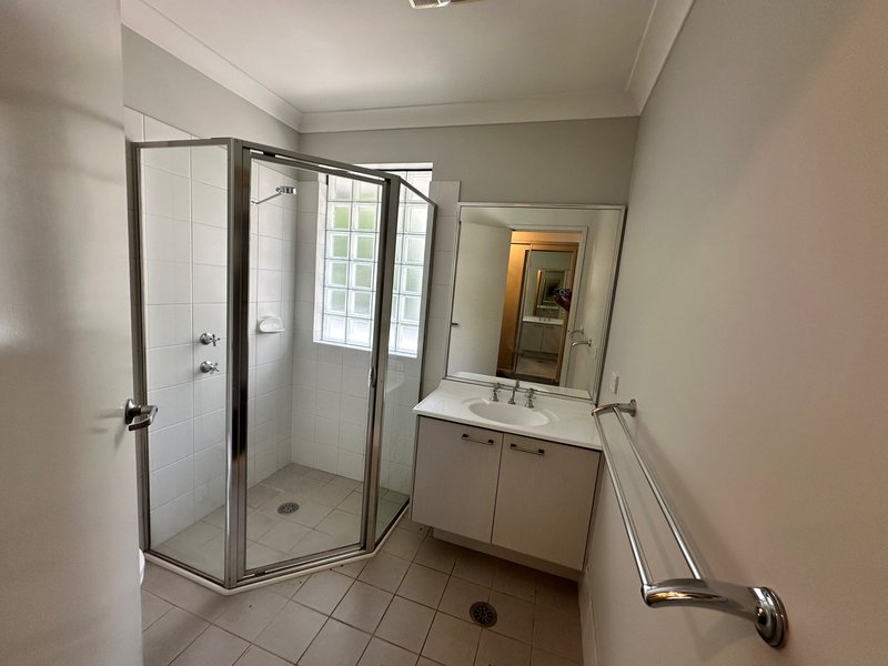 Photo - 19 The Boulevarde , Holsworthy NSW 2173 - Image 6
