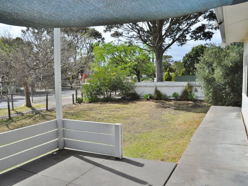 Photo - 19 The Parkway, Victor Harbor SA 5211 - Image 2