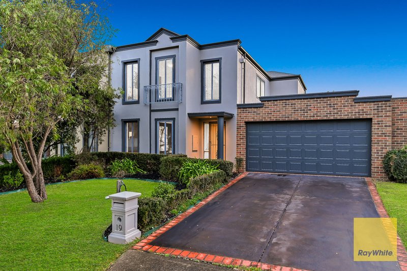 19 The Strand , Narre Warren South VIC 3805