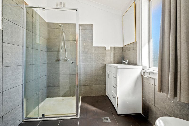Photo - 19 Third Avenue, Port Kembla NSW 2505 - Image 6