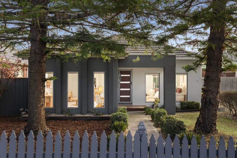 Photo - 1/9 Thorpe Street, Newport VIC 3015 - Image 1