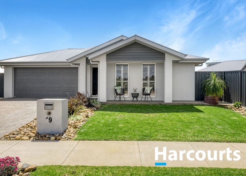 19 Thurles Avenue, Wangaratta VIC 3677