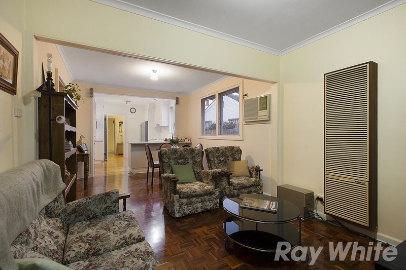 Photo - 19 Tilley Street, Cheltenham VIC 3192 - Image 4