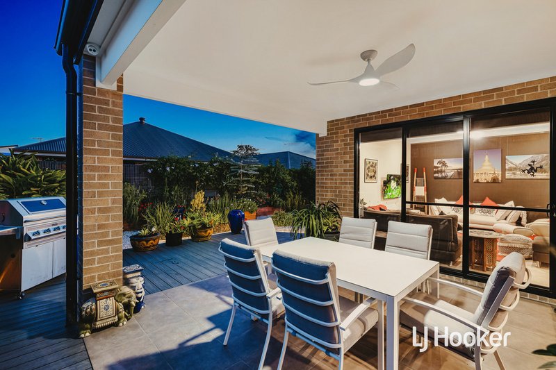 Photo - 19 Titania Street, Riverstone NSW 2765 - Image 14